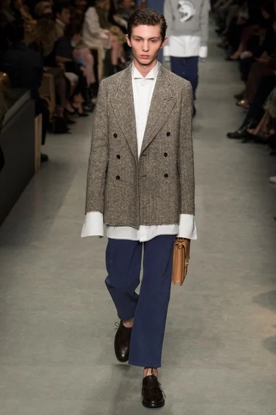 Look 42